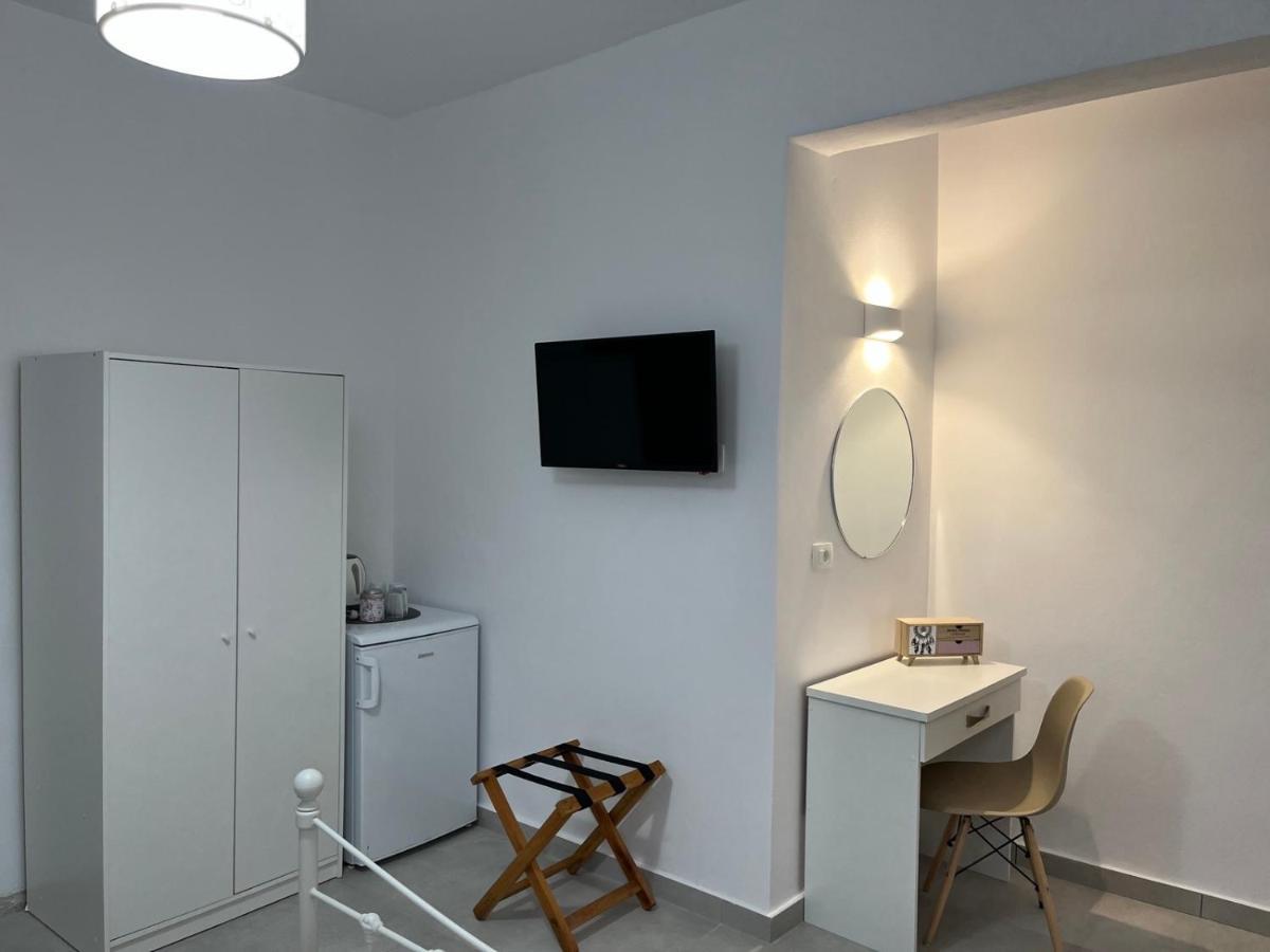 Firaxenia Rooms Exterior foto